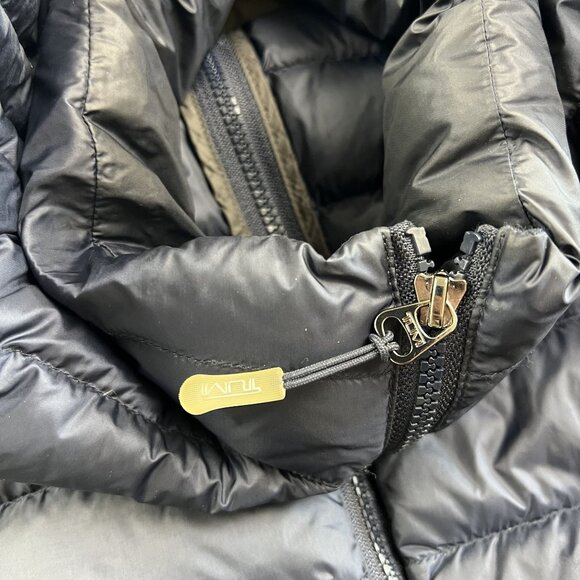Tumi Black Puffer Jacket Full Zip Lightweight Quilted Design With Zippered Pocke - Picture 10 of 11